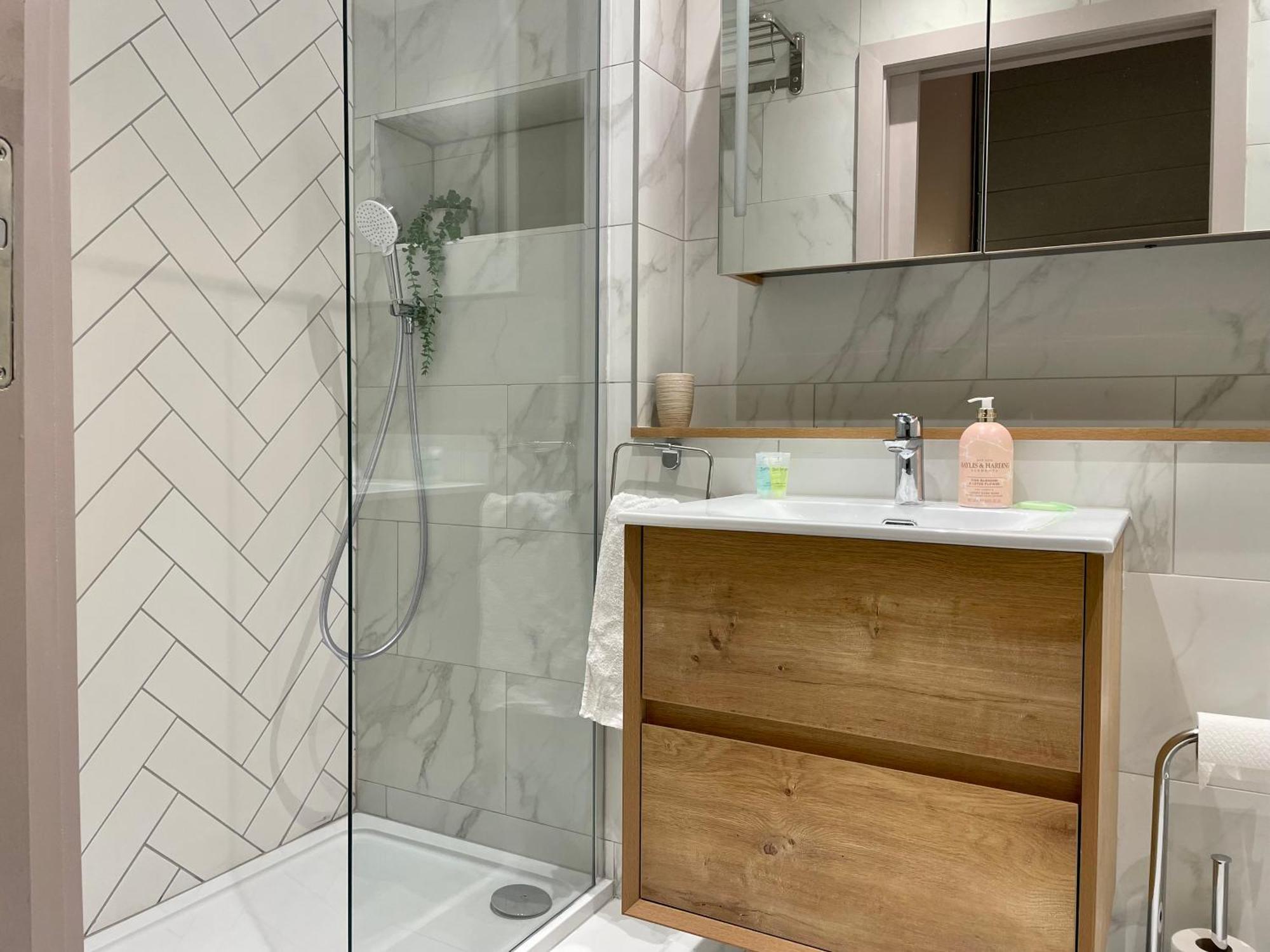 Stunning 2 Bed Apartment In Greater Manchester Eksteriør billede